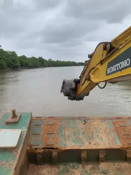 #xuhuong #xhuongtiktok #changtrai15t #s260f2 lính vippp😂😂@nguyễn trọng hiếu🫰🏻 