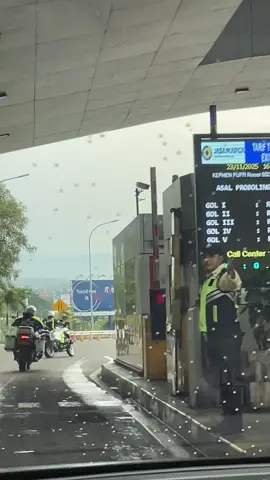 satu kurang duwa kebanyakann