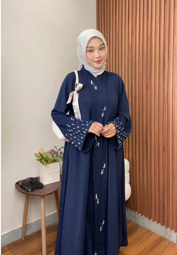 Abaya navy 🫐🤍 #abaya #abayalebaran #abayaumroh 