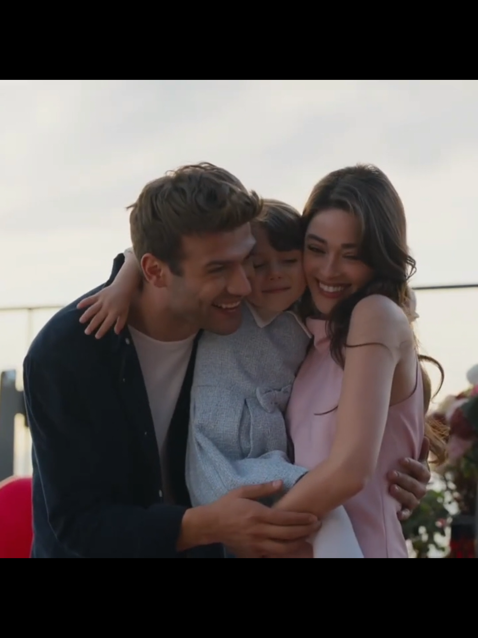 🤍✨️ #simaybarlas #canertopçu #الغريب_في_المرآة #سيماي_بارلاس #اكسبلور 