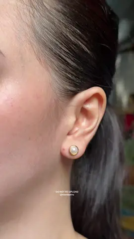 Simple lang pero ang elegante 🥰 #pearlearrings #studearrings #earringsforwomen #fyp #fypシ 