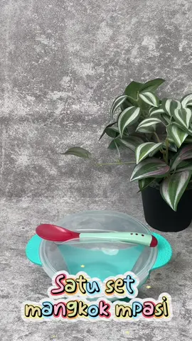 Perlengkapan mpasi, Set mangkok mpasi untuk sikecil nih bun, yuk langsung di chekout‼️❤️✨#setmakanbayi #setmangkokmpasi 