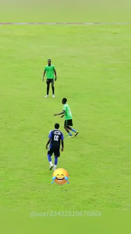 Funny football moments #funny #fyp #foryou #funnyvideos #usa #funnymoments #funnytiktok #funnyvideo #fail #failure #unlucky #football #footballtiktok 