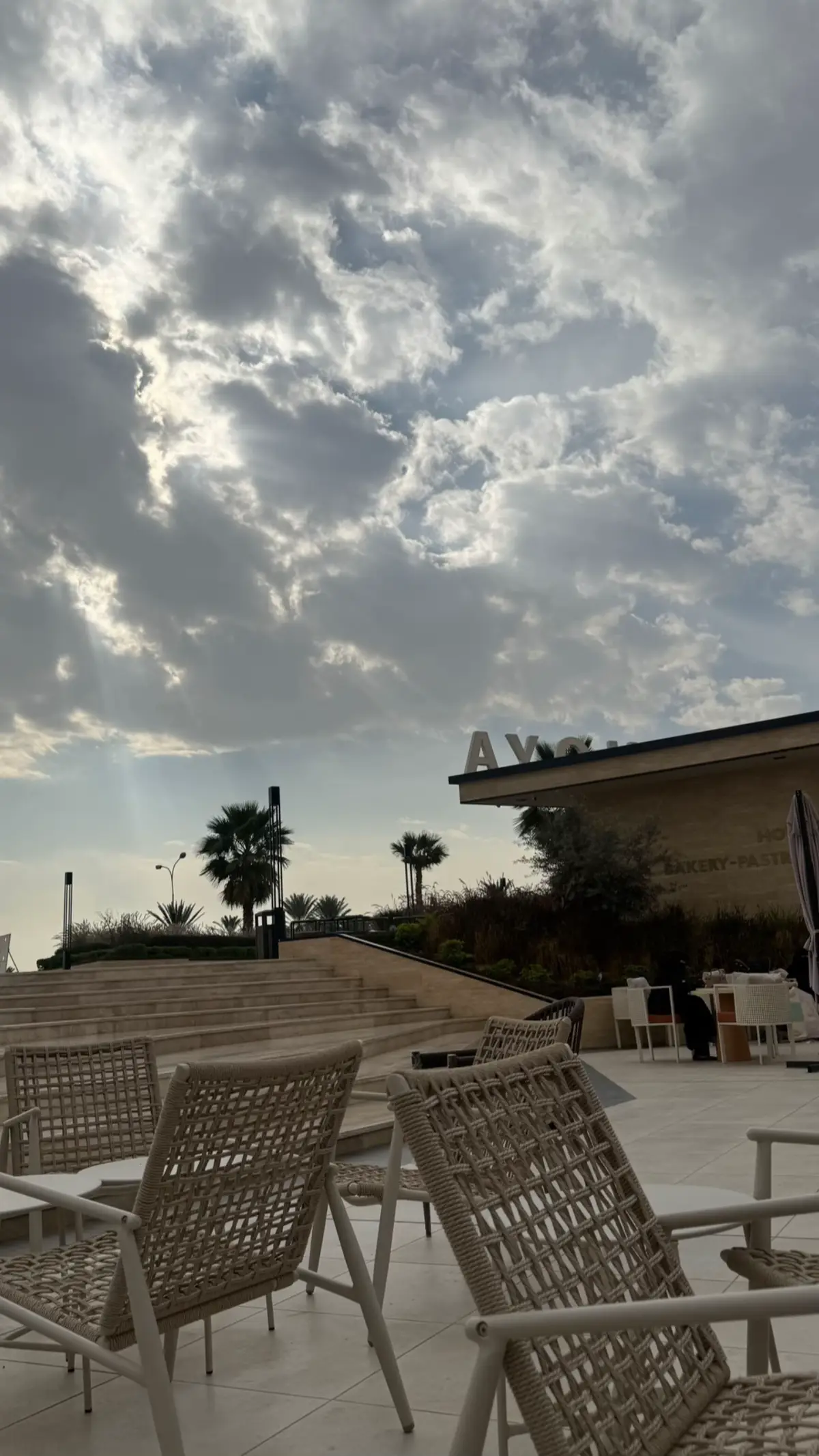 صباح الخير كافيهات تبوك ❤️#تبوك #غيوم #الشعب_الصيني_ماله_حل😂😂 #الخميس #موسم_الرياض2025_2024 