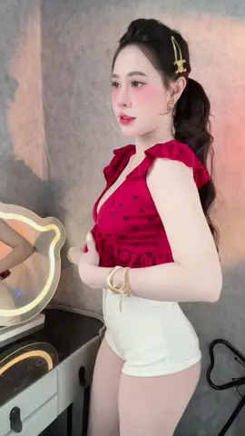 Áo cưng xẻo ♥️ #xuhuongtiktok #linhlaiiboutique 