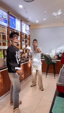 Đừng xin lỗi Để anh có thể cảm thấy yên lòng 🤡🤡 #KingKafe #content #quancaphedeplongan #62longan #acoustickingkafe 