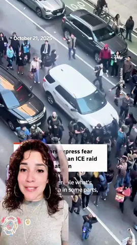 New York City residence formed a crowd around ice when they showed up to arrest canal Street vendors.#ice#newyork#canalstreet#storytime#bochinche