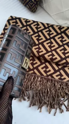 Shaalalka war iga siiya🔥#bellabaya #❤️ #latest #bags #coach 