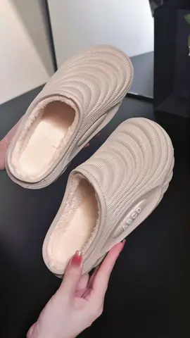 (Nam tăng 1 size) Dép sục lót ấm áp cho mùa đông .chống nước #xuhuong #viral #fyp #dep #giaycaogot 