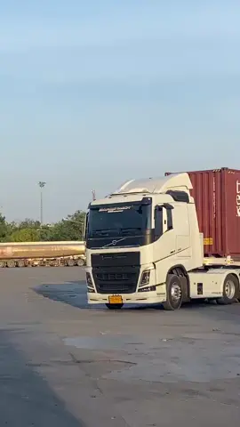 ลมพัดแรงๆที่นี้ด่านหนองคายหนาวแล้วคับ,☺️ทักท้ายยามเย็นคับผมรถหล่อcsk ทรัพย์สยาม,