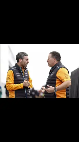 Zak and Andrea Vegas debrief #f1 #oscarpiastri #formulaone #formula1 #vegasgp @McLaren Formula 1 Team @Lando Norris 