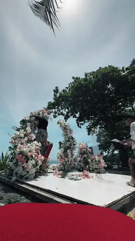 TODAY JOBDESK JADI FLORIST PIPEL  JUJUR 💯 LEBIH SUKA KALO DEKORIN CLIENT KONSEPNYA INTIMATE GINI 🤏🏼✨ Gen Z mana yg mau booking untuk akhir tahun ni ?  WA : 087788150488 #sunfloria #dekorlombok #fyp 