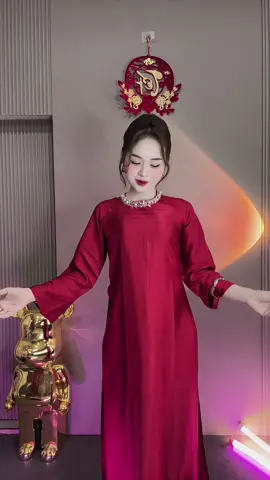 Mặc áo dài này đẹp hơn nàng Xuân lun 😅😅 #thoitrang #aodai #áodaitet #xuhuong 