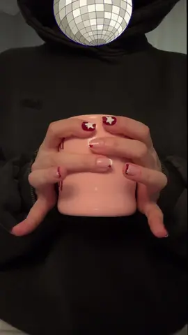 ترندكم صعب وشكرًا ❣️ ##explore #nails #vairal 