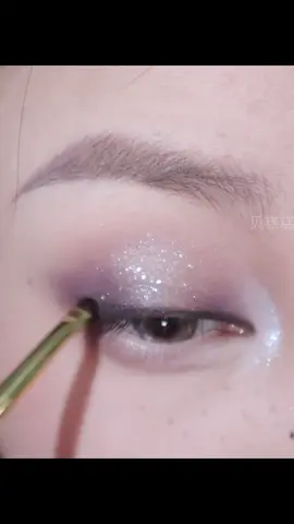 eye makeup