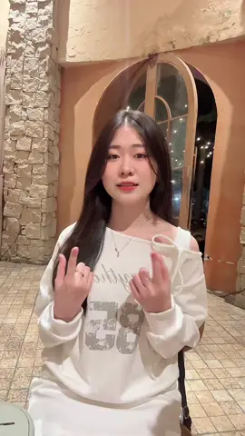 Vi em khong biet ngot ngao hoa my khi gan nhau dau  #fyp 