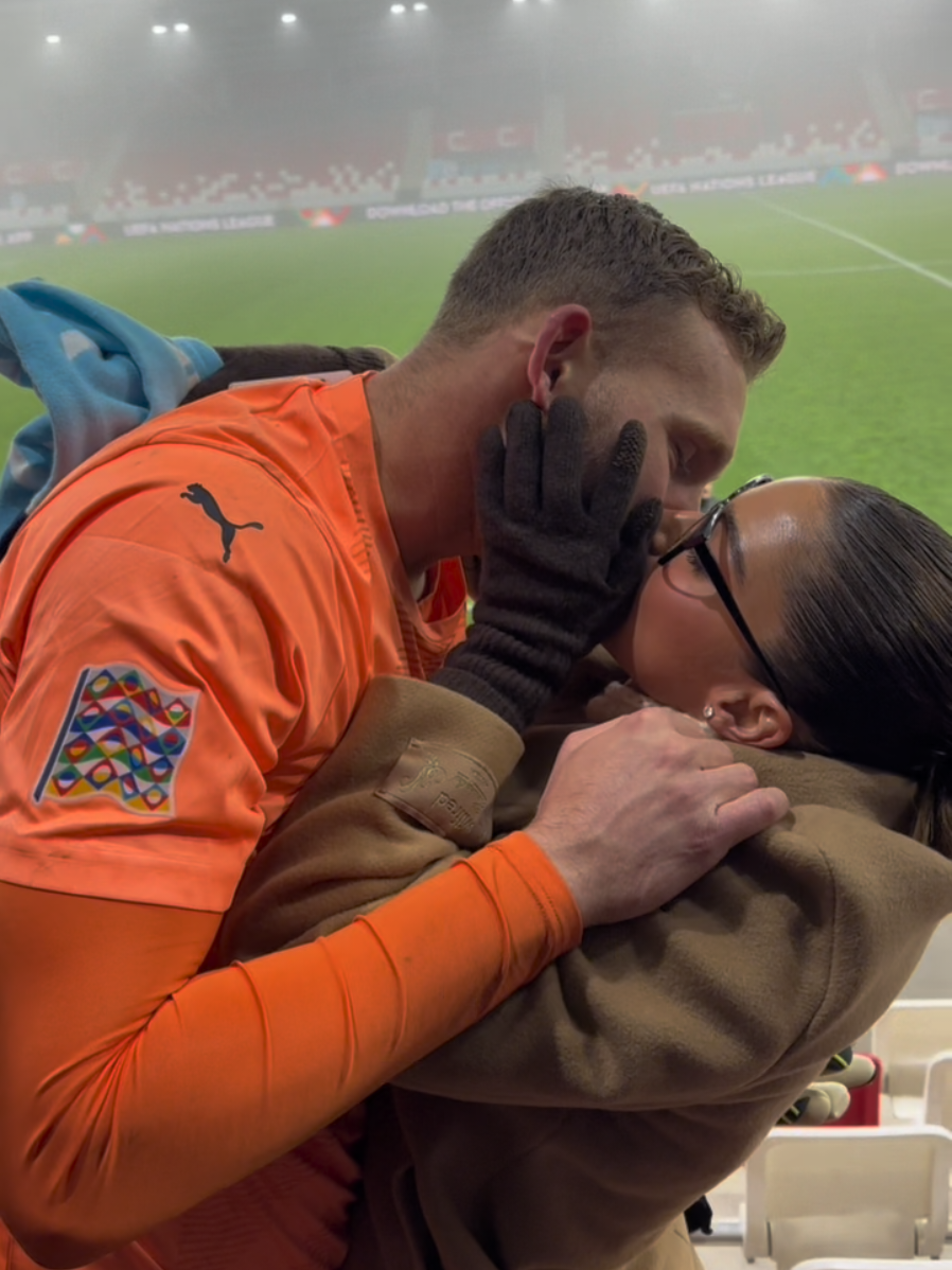 נשואה שבועיים נכון לעכשיו