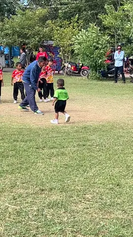 กรรมการบอก ถอยๆๆ #สีสันฟุตบอลอนุบาล #บอลอนุบาล #สเต็ปถอยหลัง