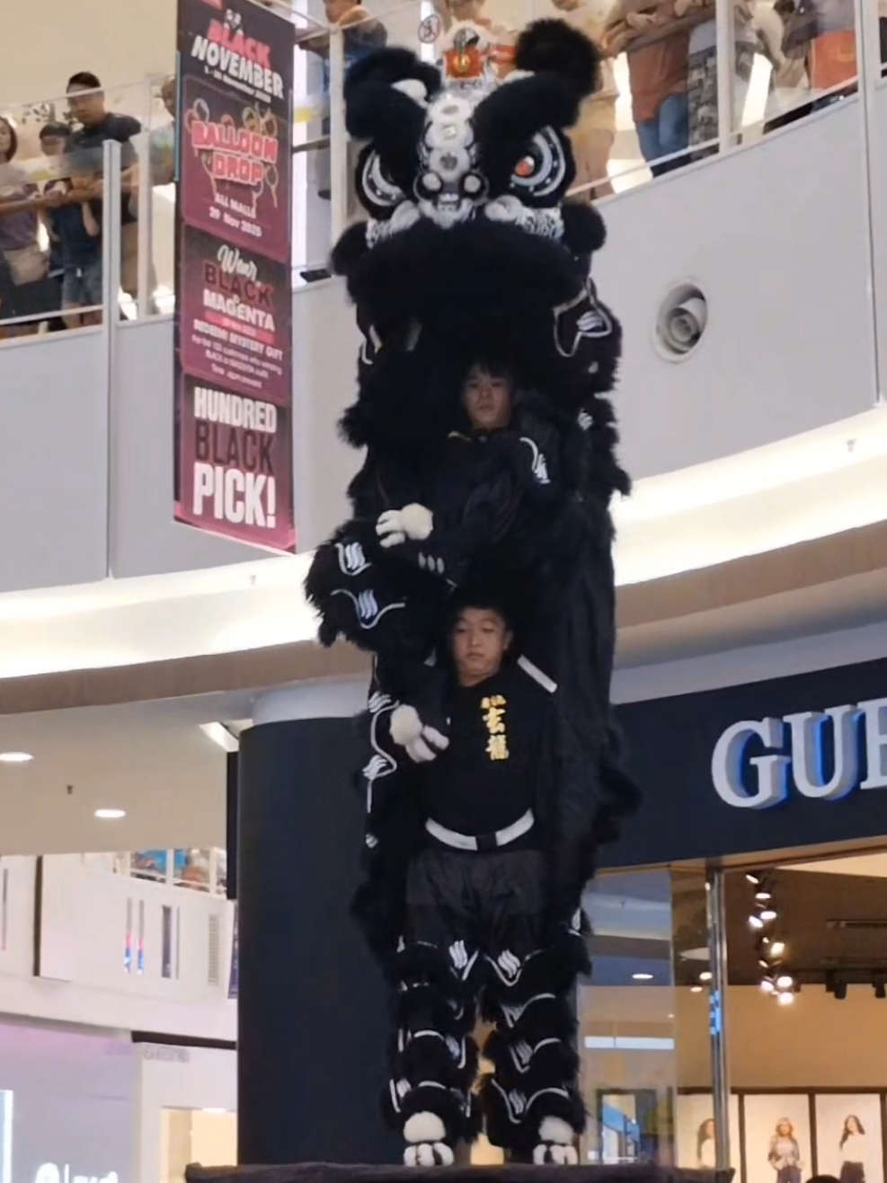 雪州万挠玄龙体育会 - Rawang Xuan Long🖤🤍 #雪州萬撓玄龍體育會 #rawangxuanlong #舞狮 #liondance #tariansinga 