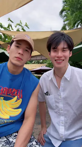 จะยิ้มดีๆ มั้ยยยยยยย 👊🏻 @Pearlpooo @peakpeemapol  #เพิร์ลพีค #PearlPeak  #pearlpooo #peakpeemapol  #สลักรักในแสงจันทร์ 