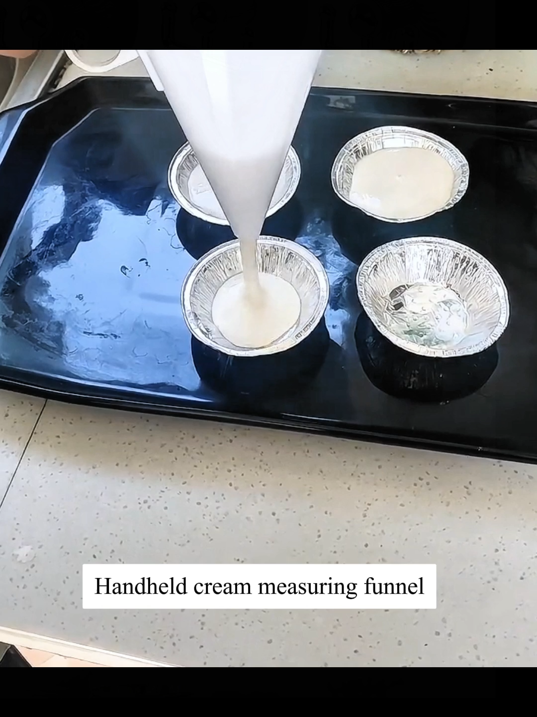 Adjustable Chocolate Batter Funnel Cream Dispenser Kitchen DIY Hand-held Baking Batter Dispenser Bakeware Plastic Pastry Utensils Cake Handheld Lightweight#Handheldcreamfunnel#Theliquidseparatorisconical#Batterseparator