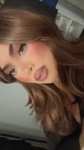 Perruque à petit prix !!💁🏽‍♀️ #wig #tiktokshop #blackfriday #pourtoi #fyp 