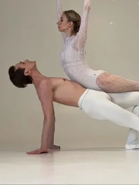 Model poses for photographers #ballet #photography #balletphotography #art #fypシ 