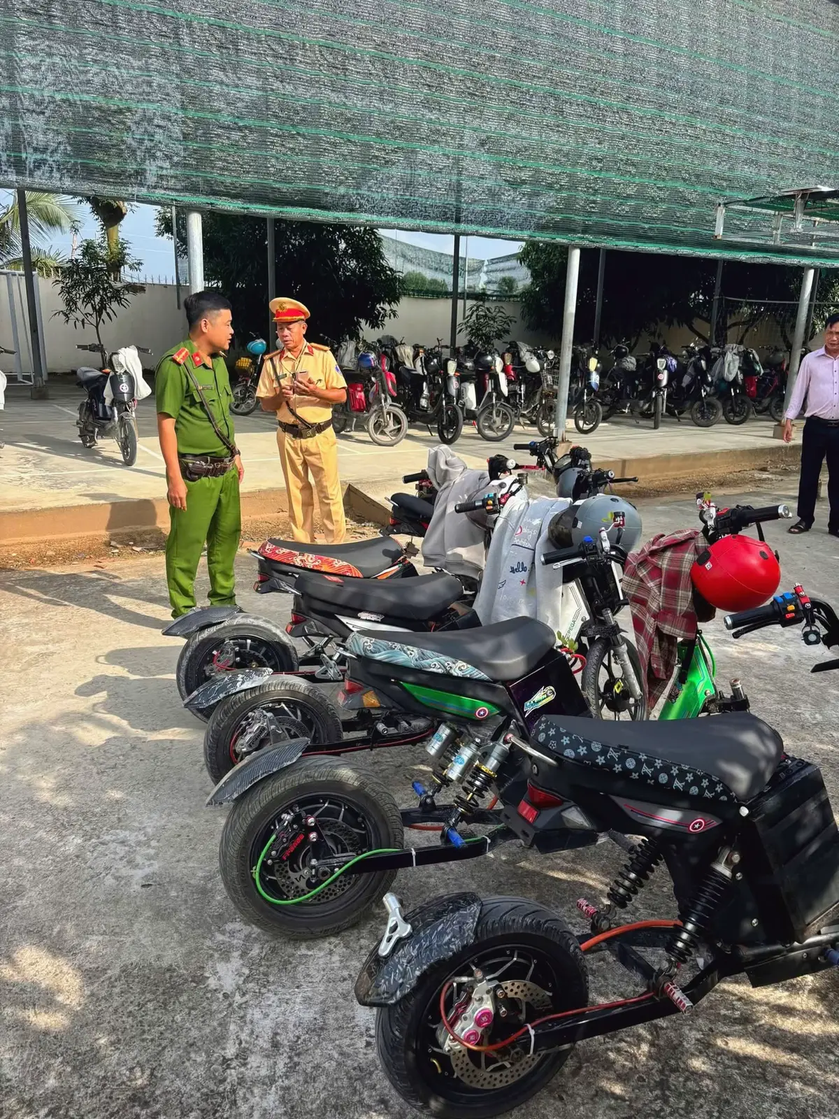 Mai đc thả r🥹🥹#71bentre_xinchao🌴 #xedienhoteo #xedovietnam #giaothanh 