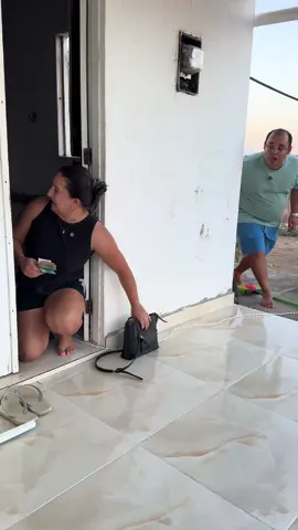 Ela vai comprar vestidos. #humor #comedia #tiktok 