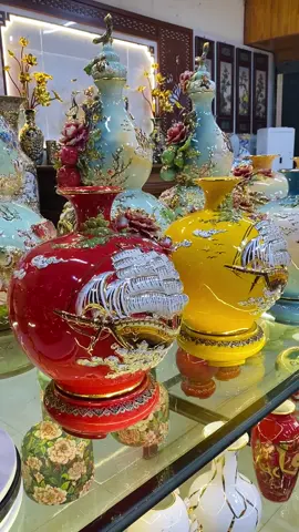 Bình tài lộc hoa văn đắp nổi vẽ vàng 24k