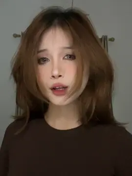 #NhanVatChinh s trông cứ bị thảo mai