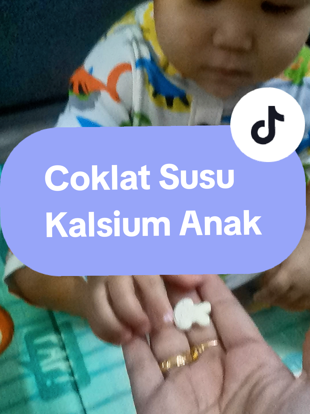 Anak saya memang tengah fasa membesar, jadi saya cuba tablet susu tinggi kalsium ni.Senang makan, sedap, & paling penting ada lutein untuk mata 🤍  #ReviewJujur  #recommended  #supplementanak  #anaksihat  #kalsiumanak 
