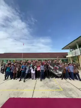 We from Ultras Nesaci wish you a happy teacher's day🤍@NESACIBOYS 🖤#nesaciboys#pelajar#selamathariguru#lewatberanda#fyp 