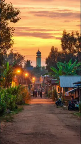 nostalgia di waktu senja,, #vibessore #nostalgia #suasanadesa #kampung #jamandulu 