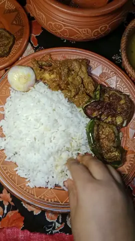 নিজেকে একটু স্পেশিয়াল ফিল করাইলাম আর কি 😁 #HijabiApu #foryou #eating 