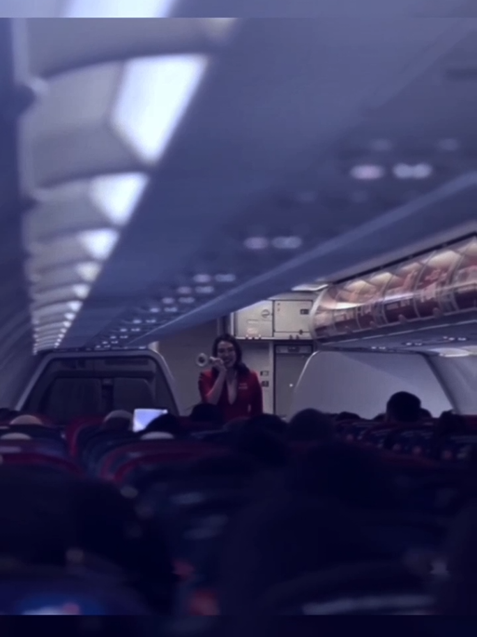 Maskapai air Asia sapa Bobotoh yang away ke Singapur mengawal lebih jauh melangkah di Asia ✈️💙