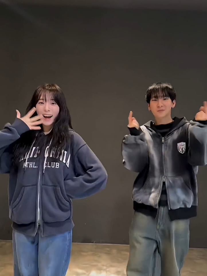 Yejin gomawo, I can see the kiyowo version of Youngjin ~~ 💗💗 #artbeat #youngjinartbeat #yejinartbeat #ABCC 