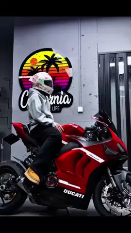 #机车 #机车男孩 #ขับบิ๊กไบค์ #หนุ่มจีน #🇨🇳 