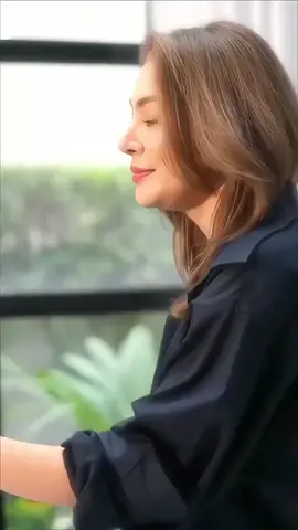 Cái voice của ảnh ta nói nó mê, kèm thêm ảnh đẹp bất chấp nữa chứ ❤️❤️❤️ 💓🌻 #faye #FayePeraya  #faye_malisorn 