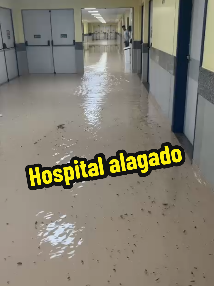 Chuva intensa alaga Hospital Regional de Águas Lindas de Goiás #curiosidade #goias #notícias #PrefeituraDeÁguasLindas 