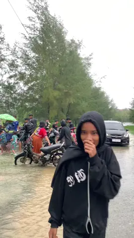 Ujen sabe,ka banjir inoe inan kiban#acehtimur #idirayeuk_acehtimur #viral #fyp @info aceh Timur #banjir 