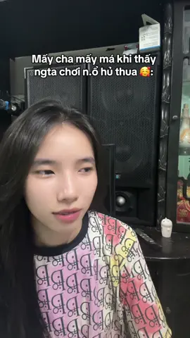 Bày đặt la la chứ thấy ăn là hỏi☺️  Thắc mắc vô tiểu sử 🥰 