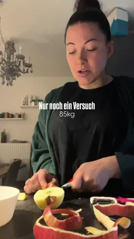 Erster Tipp zum Abnehmen? Folg mir. Ich zeig dir jeden Tag, wie du das ohne Stress, ohne Druck und mit kleinen, machbaren Schritten schaffen kannst. ✨🧡 #abnehmen #abnehmenohnezuckerverzicht #alltagstauglich #kaloriendefizit #abnehmreise     