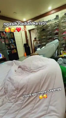 🥰🤗 #fyp #present #louis 