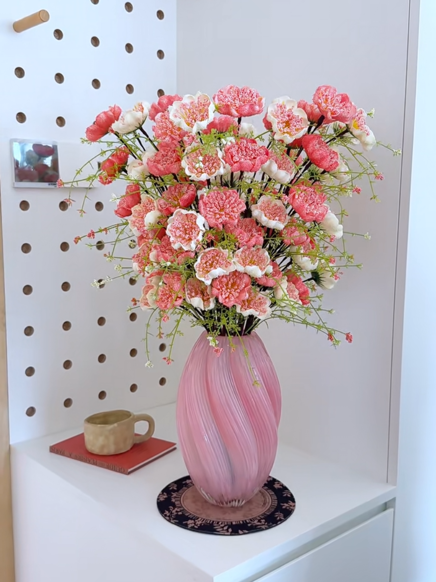 Hoa Trà Gạo, Bình xoắn decor góc nào cũng xinh😍 Sản phẩm ở giỏ hàng trong trang em ạ❤️ #trangtritet #hoatragao #hoatrangtri #xomtrangtri #tet2026 