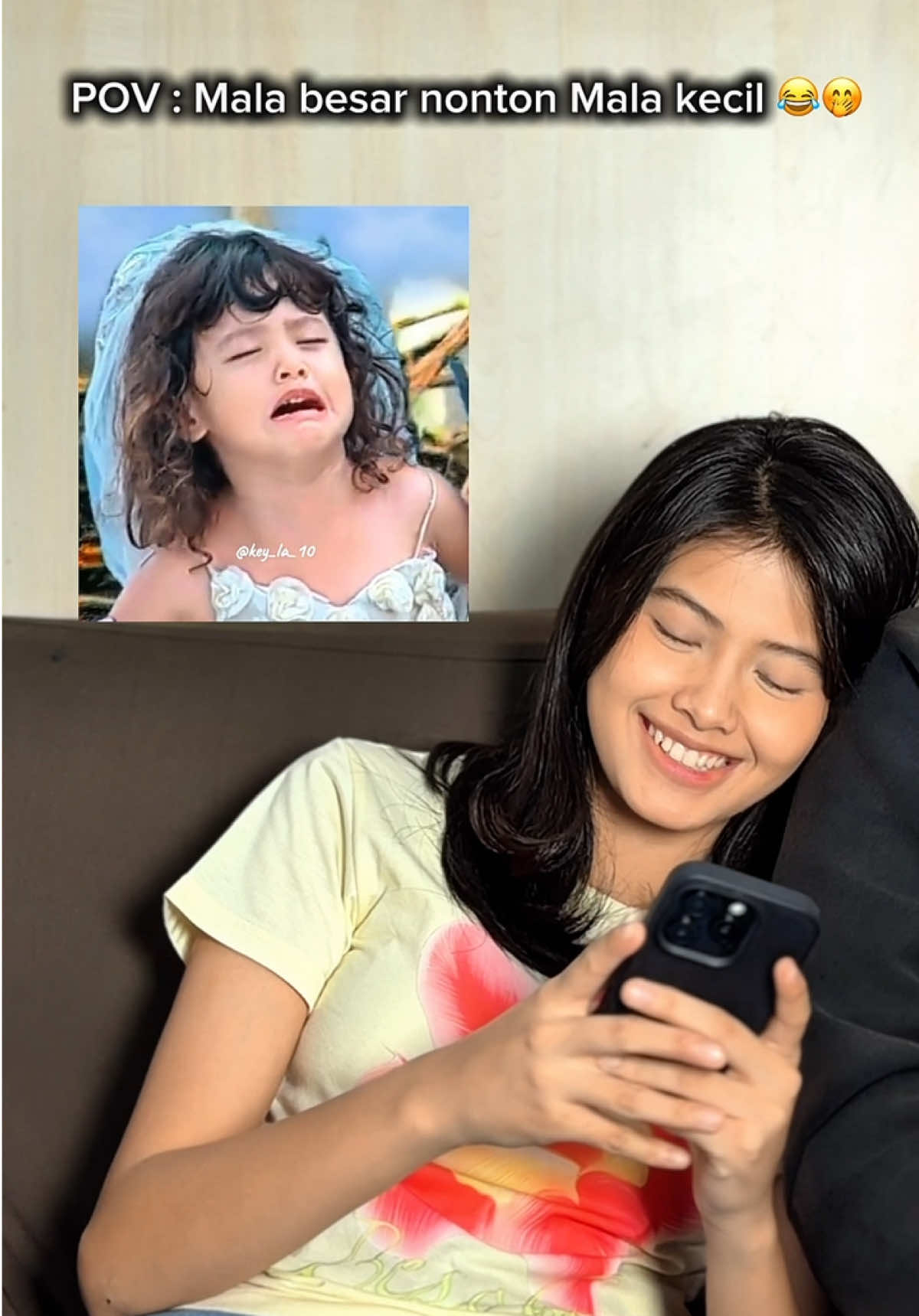 ketika Mala besar diingetin ngemil sama si doi😋