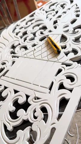 New motif segera louncing #dekorasiwedding #dekorasi #dekorasi #ukiranspondekorasi #gunungansponati 