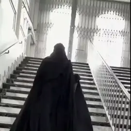 مثل امي احبه والها ممنون 🥺♥ .  .  .  .  .  .  .  .  .  ..  #نقابي_عفتي_💗fypシ #كسبلور_explor #مشاهدات #fypシ゚ #جبراتت📮١6_حزينfypシシ 