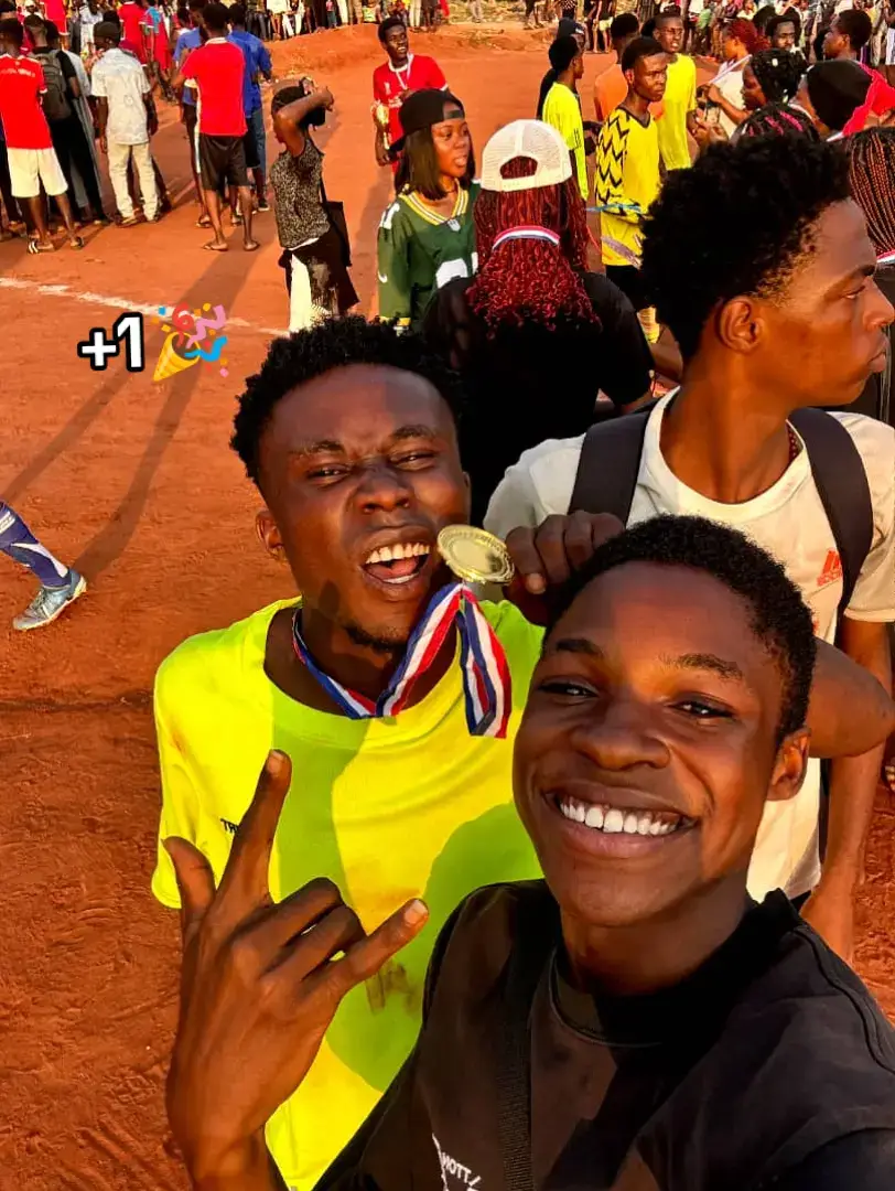 Life is good, We Thank God for these better day's 🎉 @Gerald @Carl Martinez @Divine🦅 . #LifeIsGood #birthday #Goodlife #Aurelius #mindset 