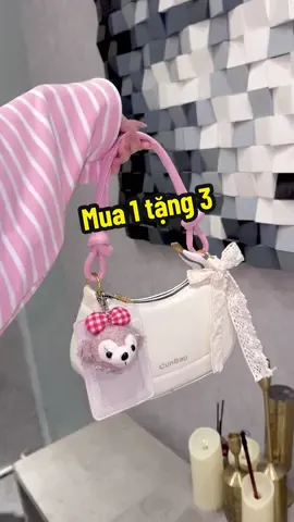Túi xách dáng thuyền hot kèm móc nơ ren cài thẻ Sale giá hờii 🌱🌱🌱 #tuixachdephot #xuhuongtiktok #tuideocheo 